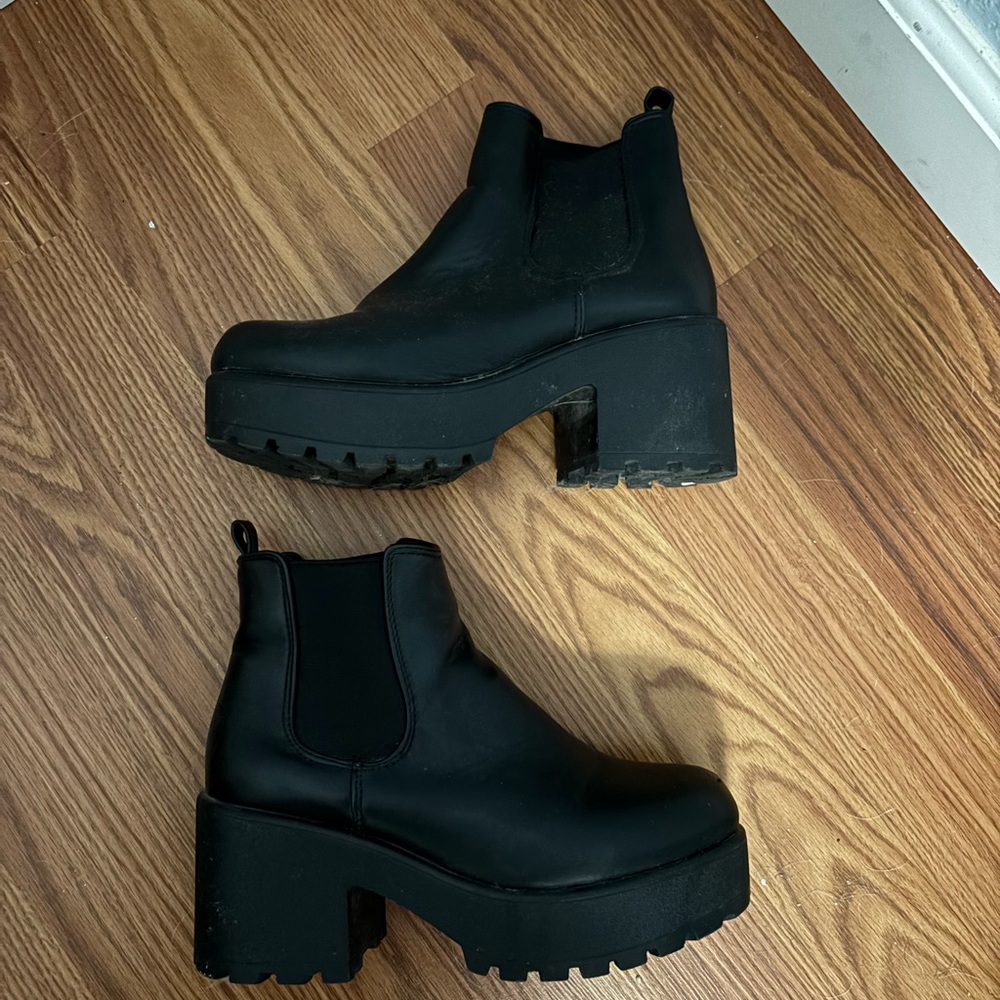 Black Chunky Heel Ankle Boots